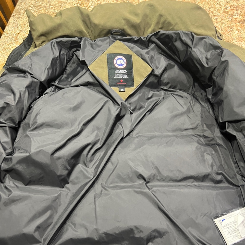 Authentic Canada Goose Military Green Wyndham Parka Jacket with fur Med. EC - Picture 4 of 8